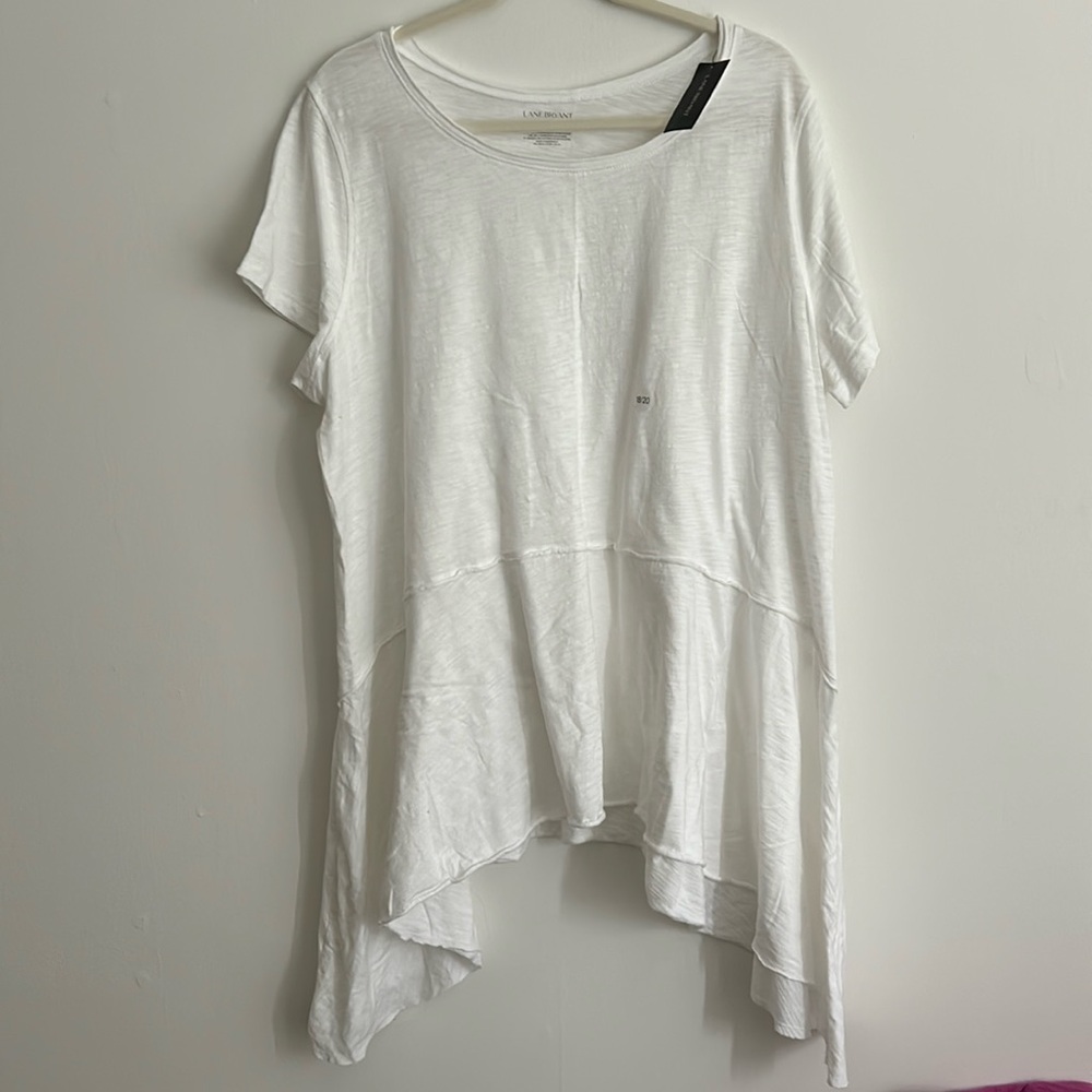 Lane Bryant The Tee Shop White Asymmetrical Short Sleeve Tee 18/20
